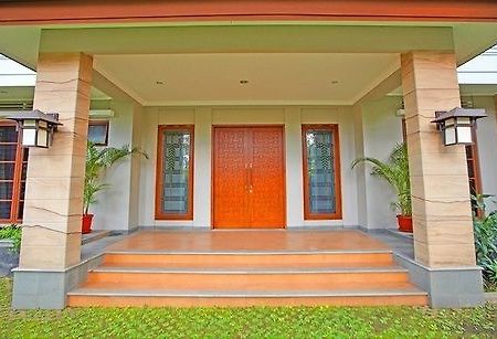 Rumah Aca Bandung Exterior photo
